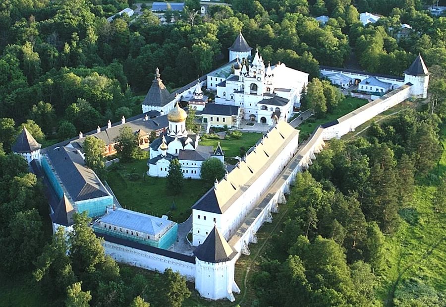 Саввино-Сторожевский монастырь в Звенигороде_001